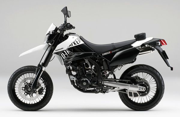 Kawasaki D-Tracker 250 - Enduro.team